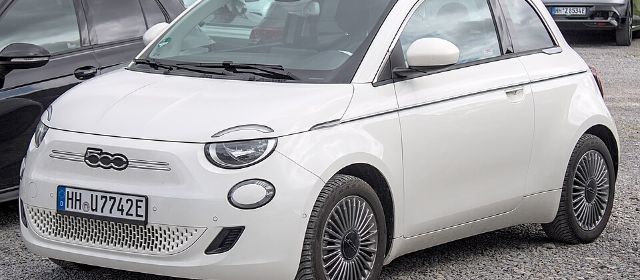 Temsili fotoğraf: Fiat 500e, Şehir arabası.