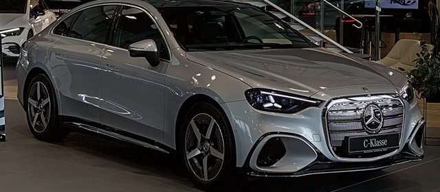 Temsili fotoğraf: Mercedes-Benz C-Serisi Elektrikli, Sedan.