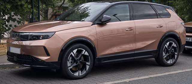 Temsili fotoğraf: Opel Grandland Elektrik, SUV.