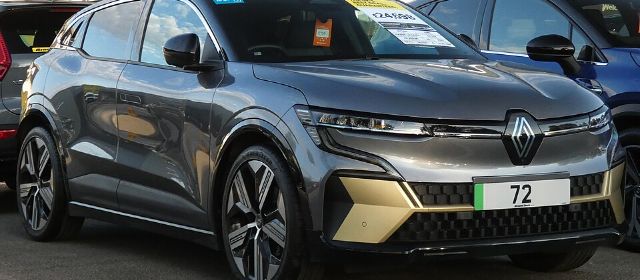 Temsili fotoğraf: Renault Megane E-Tech, Hatchback.